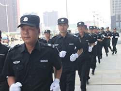 漢陽(yáng)·人信匯購(gòu)物中心